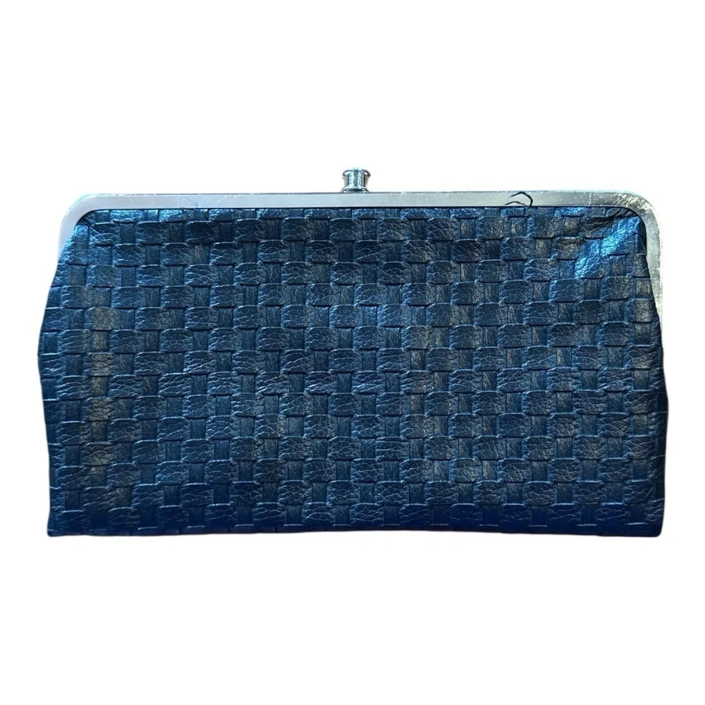 Elegant black Woven Clutch